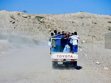 Scène typique sur les routes de Djibouti