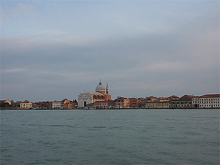 Lumière rasante sur la Giudecca