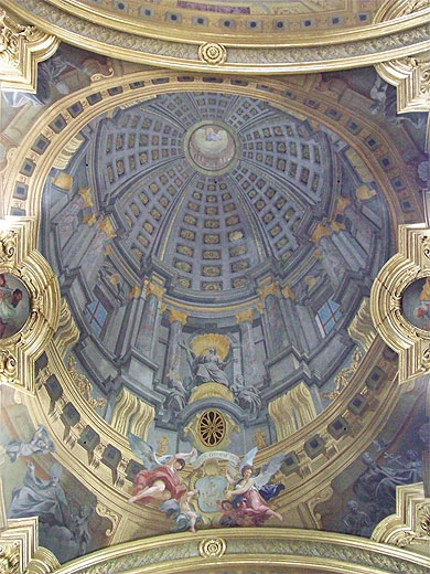 Jesuitenkirche : trompe-l'oeil Jesuitenkirche : trompe-l'oeil