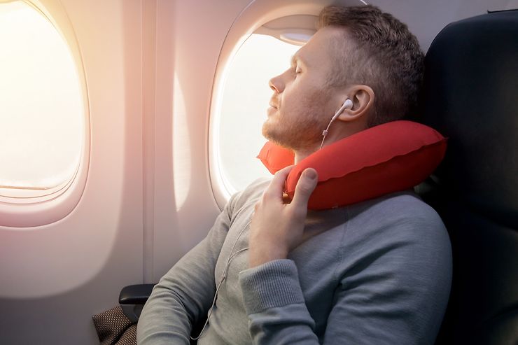19 accessoires pour un voyage en avion tout confort