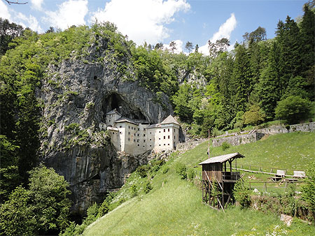 Château de Predjama Château de Predjama