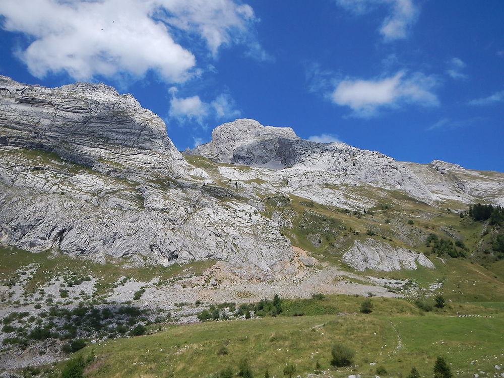 En arrivant au col de la Colombière