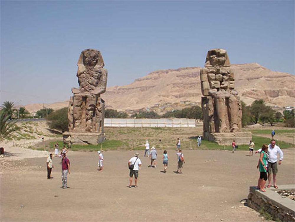 Les Colosses de Memnon