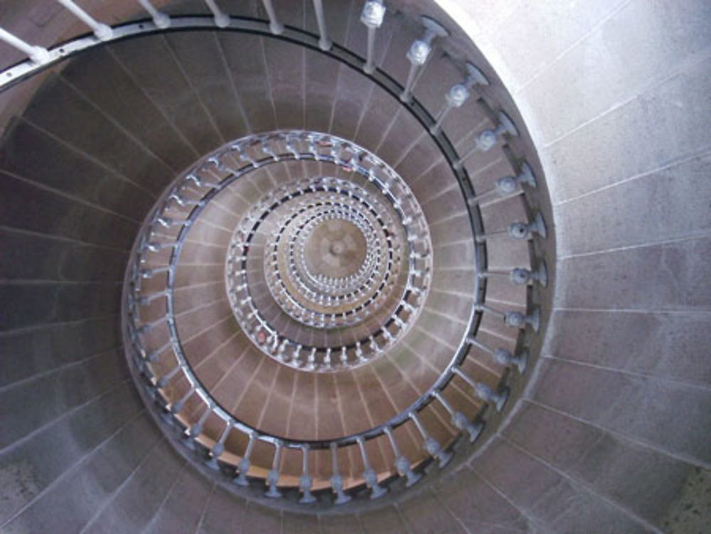 Escalier du phare des baleines