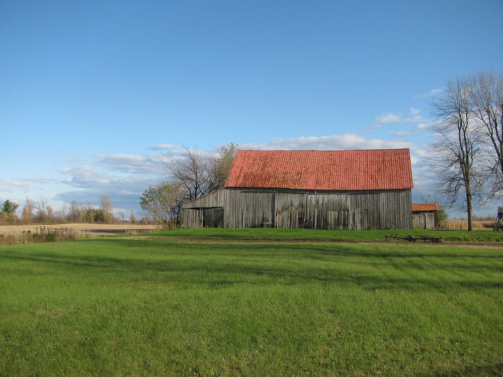 Belle grange à Lacolle