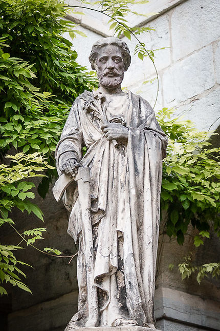 Besançon, Hôpital St-Jacques, Statue de St-Joseph