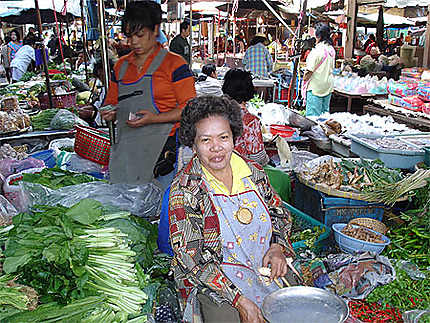 Femme au marché