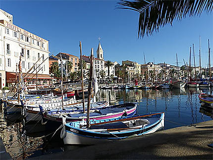 Le port et l'église