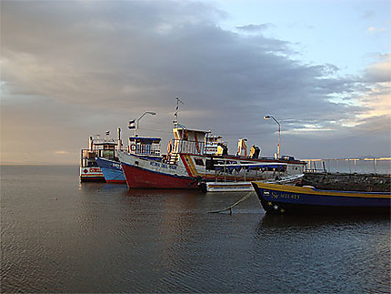 Bateaux dans le port de Moyogalpa