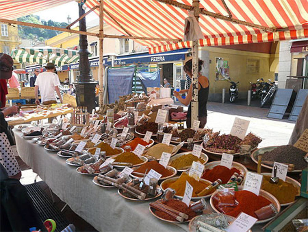 Epices marché cours Saleya