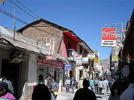 Rue de Puno