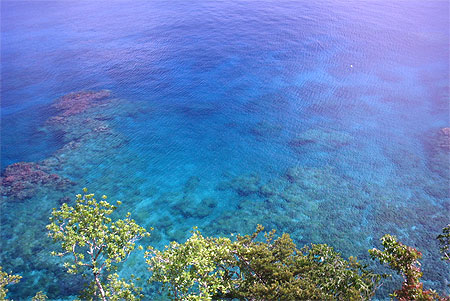 Baie de Djokin à Lifou Baie de Djokin à Lifou