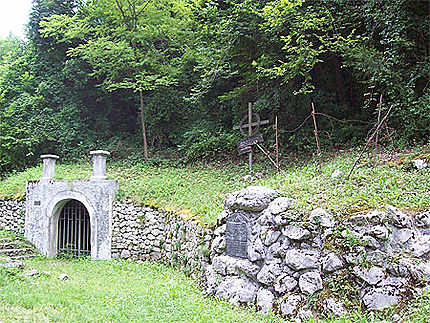 Mémorial hongrois à Bovec
