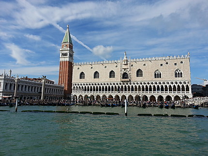 Venise, au loin la place San Marco
