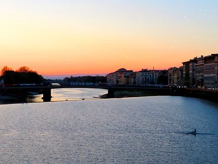 Un soir sur le fleuve Arno