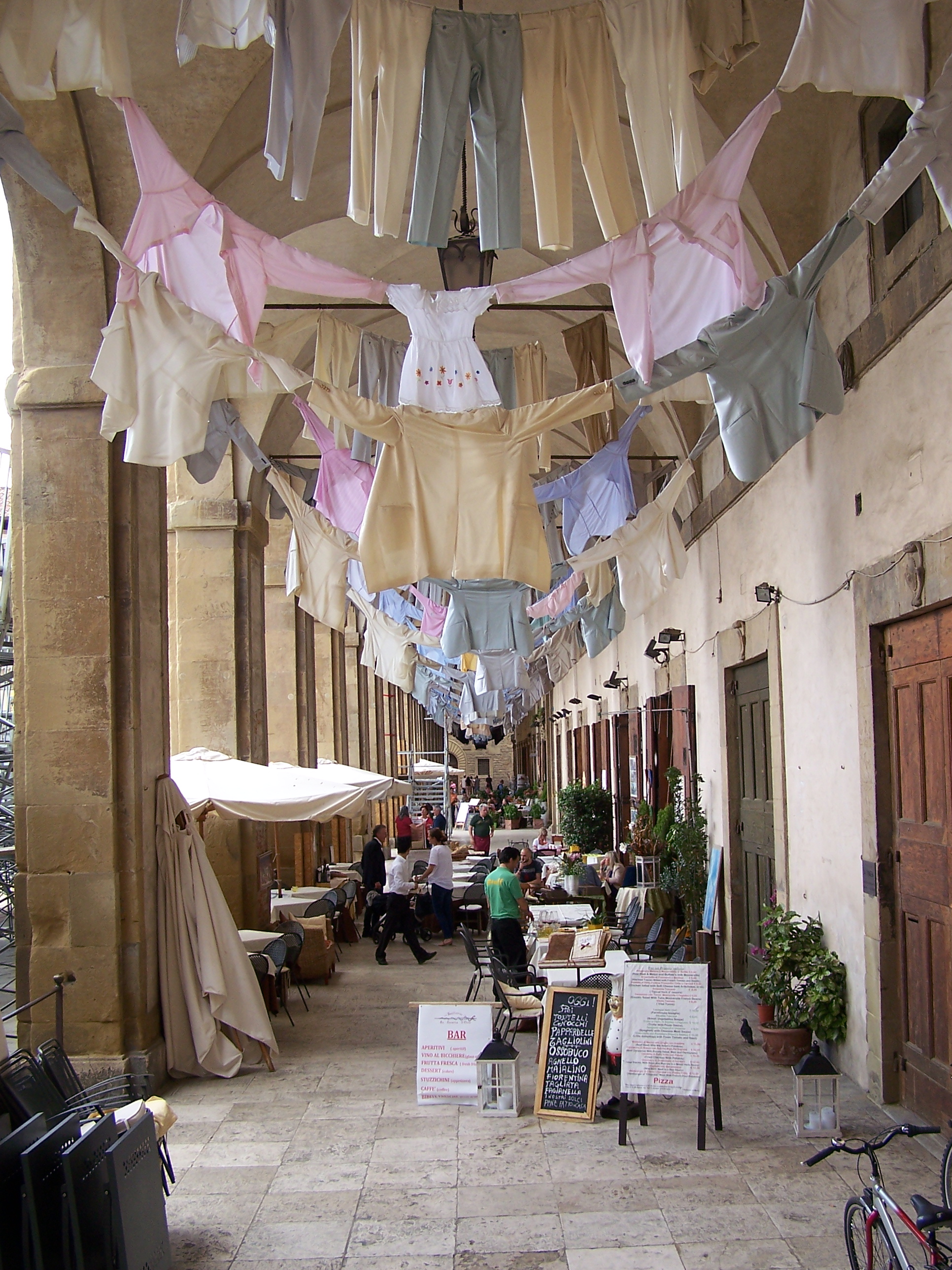 Arezzo - Piazza Grandé Arezzo - Piazza Grandé