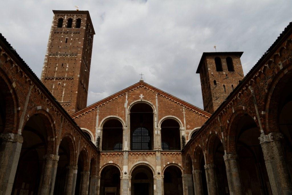 Basilica Sant'Ambrogio Basilica Sant'Ambrogio
