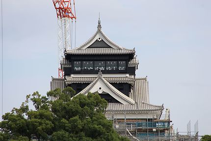 Château en travaux à Kumamoto, Japon
