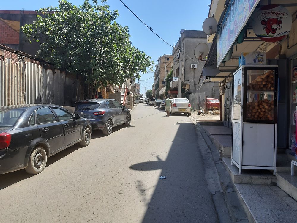 Rue du centre ville de Tizi Gheniff