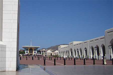 Esplanade et palais du Sultan
