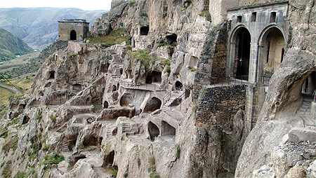 Site troglodyte de Varzia Site troglodyte de Varzia