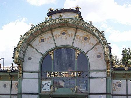 Détail de l'un des pavillons Détail de l'un des pavillons