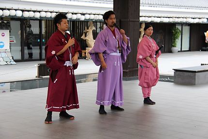 Spectacle de rue à Kumamoto, Japon