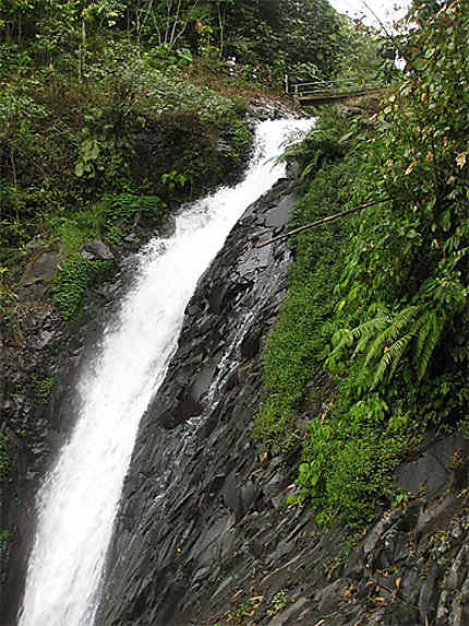 Une des cascades de Gitgit