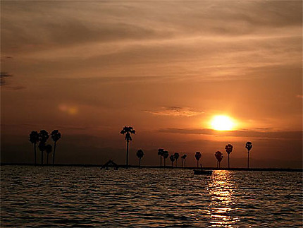 Coucher de soleil sur le lac Tempe