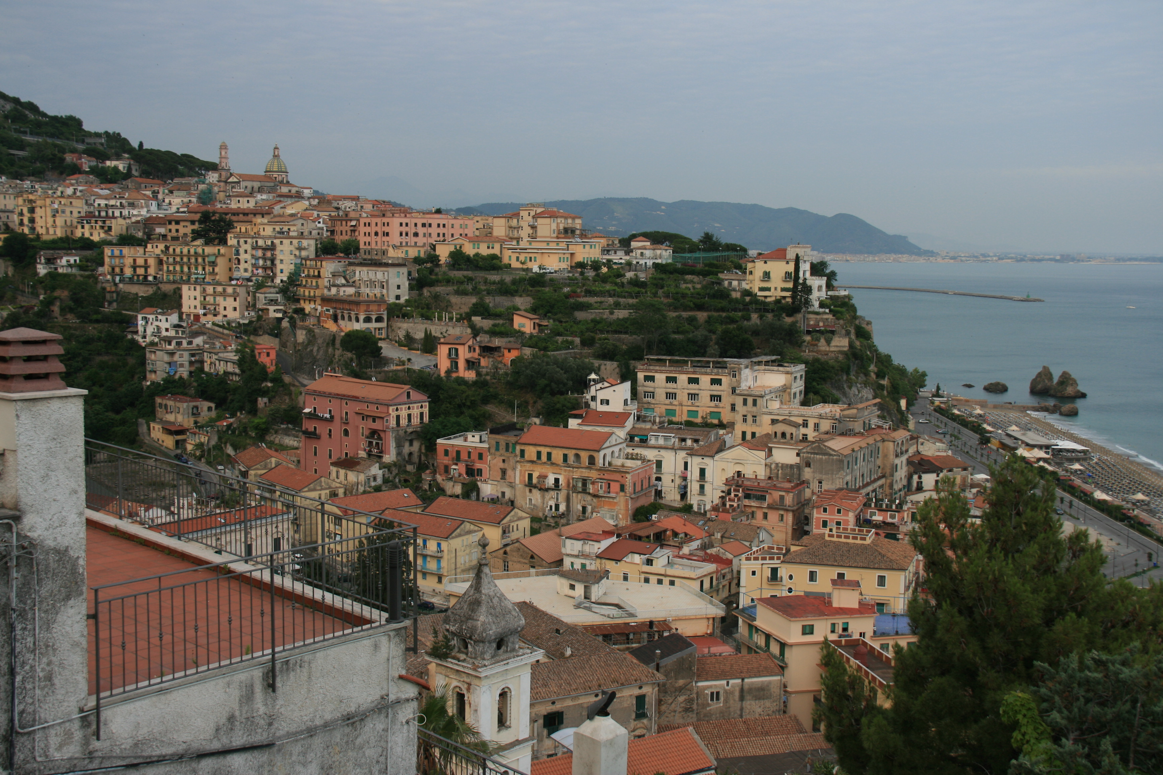 Sur les hauteurs de Salerno Sur les hauteurs de Salerno