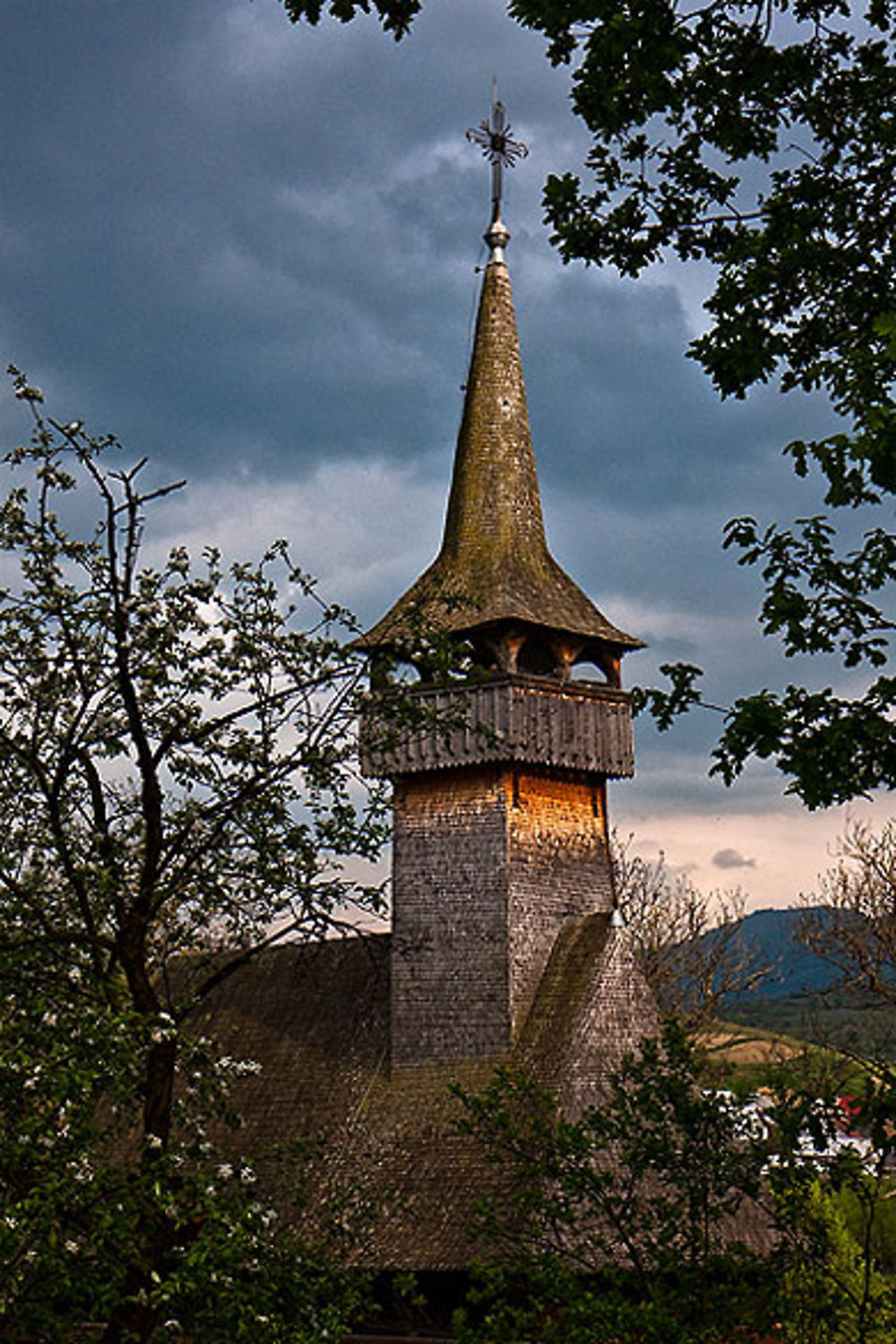 Eglise en bois de Ieud