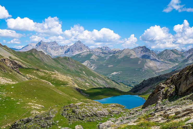Randonnée pastorale : le vallon des marmottes vers le lac du Lauzanier (Alpes de Haute-Provence)