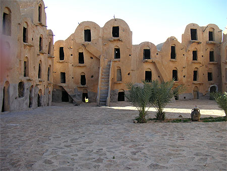 Vieux village troglodyte Vieux village troglodyte