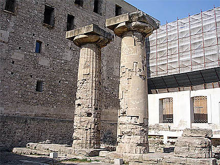Les Colonnes du vieux Taranto