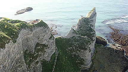 Falaise amont escalier