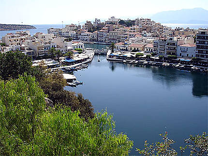 Panorama sur le port d'Agios Nikolaos