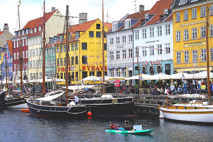 Naviguer dans les canaux et le port de Copenhague