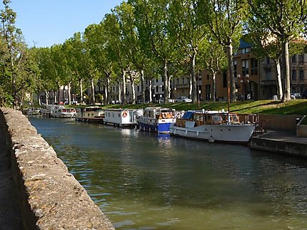 Bateaux sur le canal