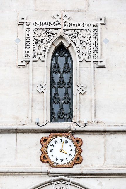 Besançon, Synagogue, L'horloge