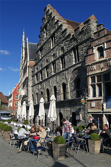 Maison des Mesureurs de grains, quai aux Herbes, Gand, Belgique Maison des Mesureurs de grains, quai aux Herbes, Gand, Belgique