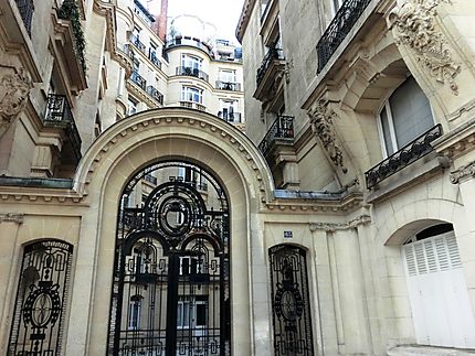 Immeubles Parisiens des beaux quartiers