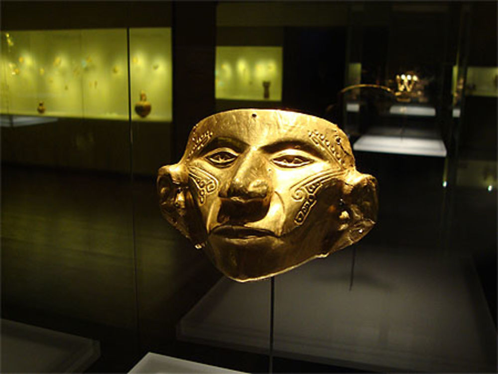 Masque d'or