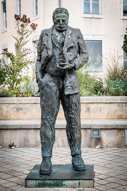 Besançon, statue de Victor Hugo d'Ousmane Sow