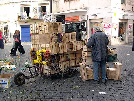 Marché de Campo dei Fiori - Le marché est fini Marché de Campo dei Fiori - Le marché est fini
