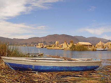 Bateau sur le lac Titicaca