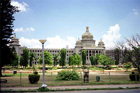 Bangalore; le Vidhana Soudha (parlement) Bangalore; le Vidhana Soudha (parlement)