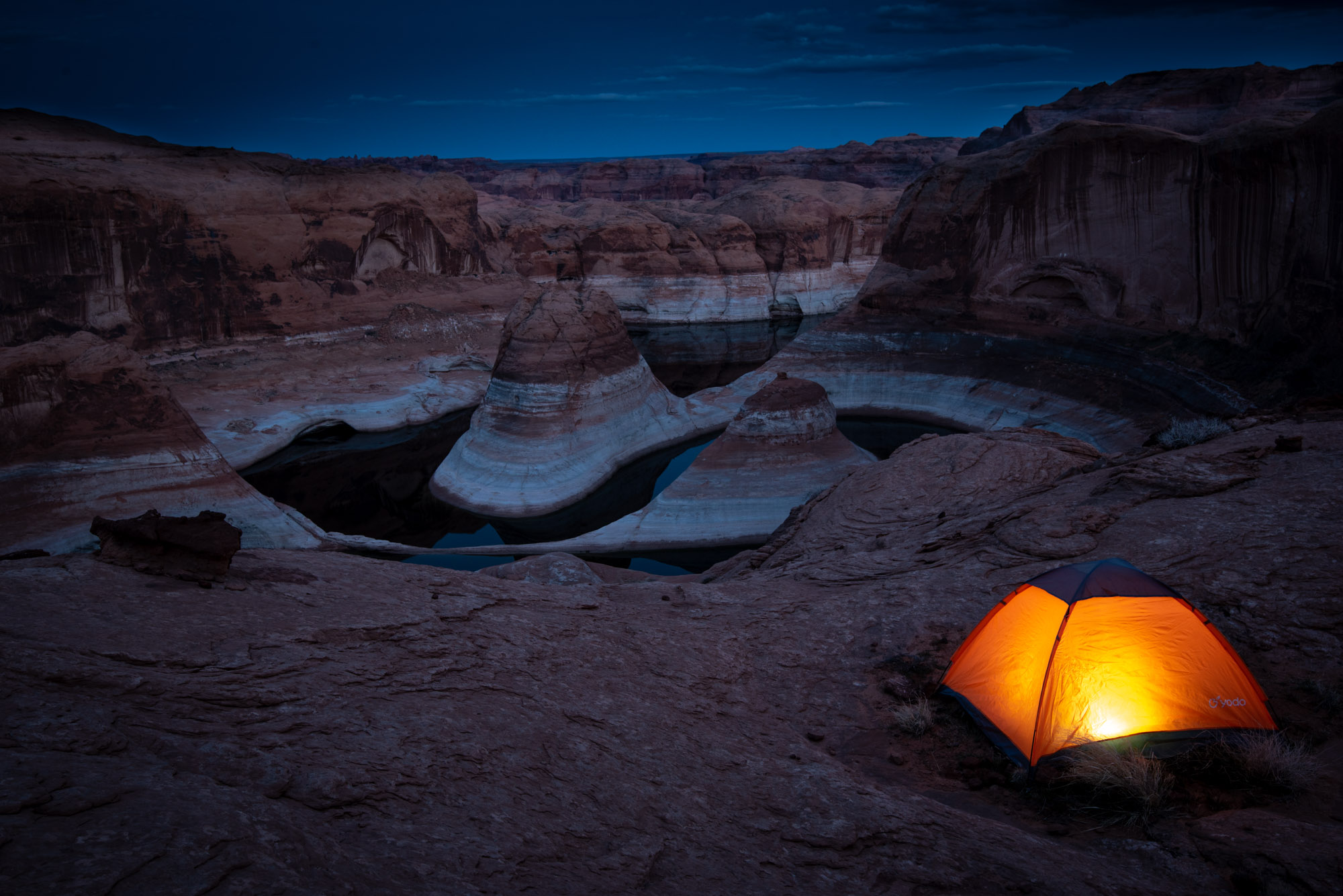 Bivouac à Reflection Canyon Bivouac à Reflection Canyon