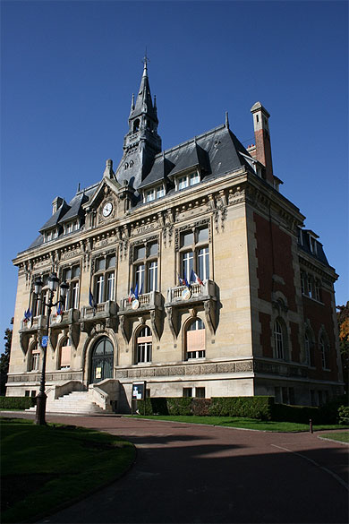 Hotel de ville Hotel de ville