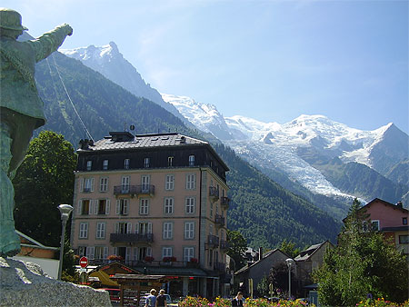 Chamonix, vue sur le mont blanc Chamonix, vue sur le mont blanc