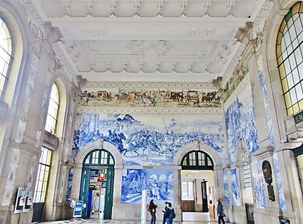 Fresque murale à la gare S.Bento